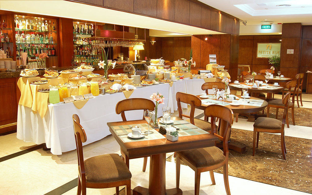 Howard Johnson Hotel 9 de Julio Avenue Ciudad Autónoma de Ciudad Autónoma de Buenos Aires Restaurante foto